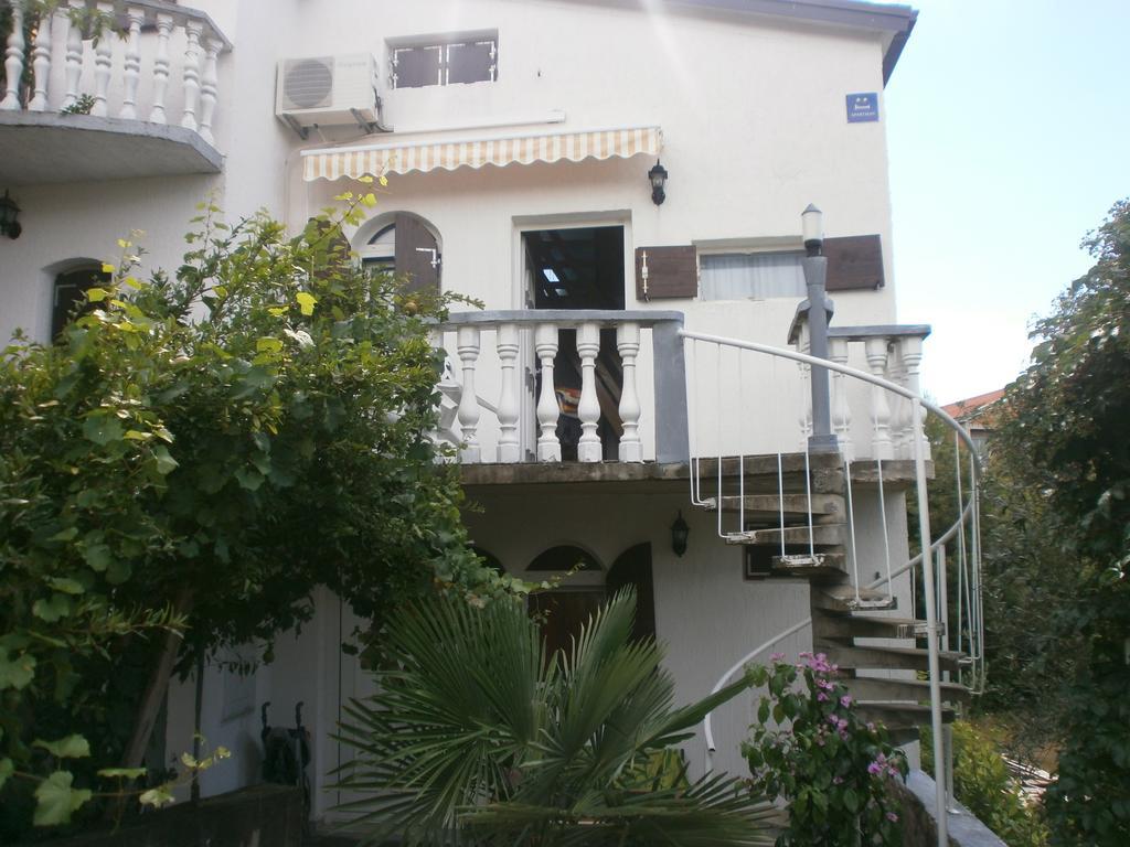 Apartmani Marija Starigrad Exterior photo