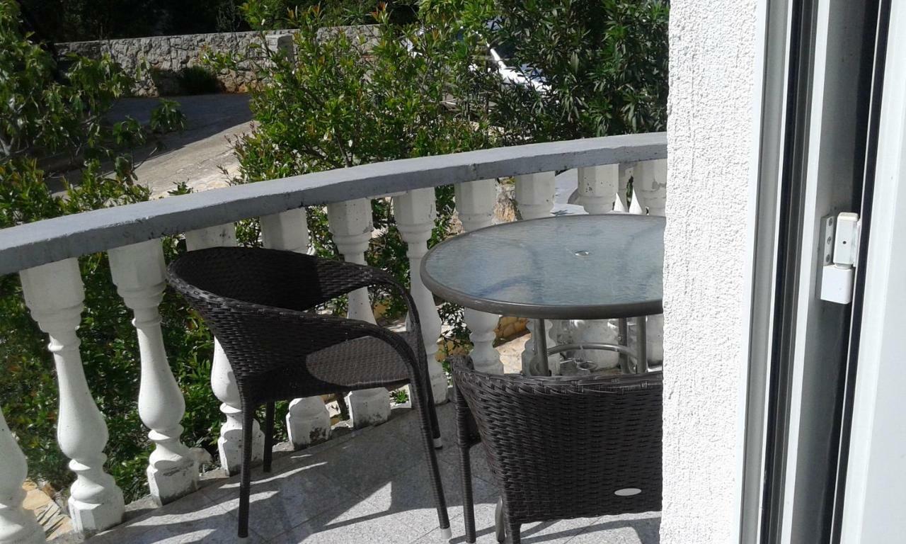 Apartmani Marija Starigrad Exterior photo