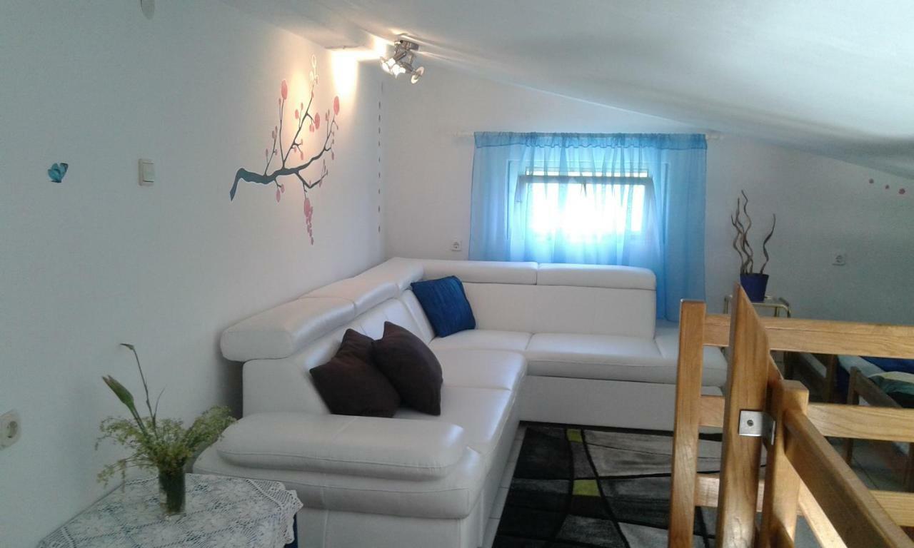 Apartmani Marija Starigrad Exterior photo