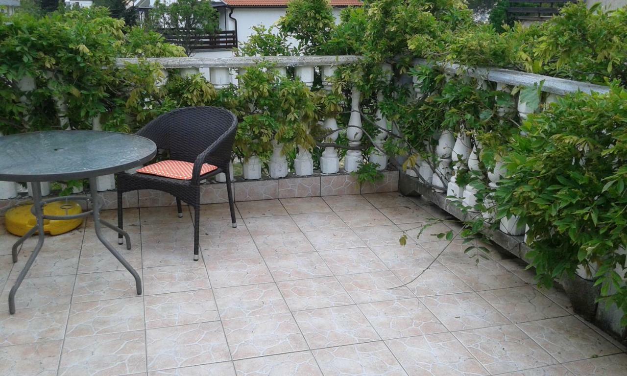 Apartmani Marija Starigrad Exterior photo